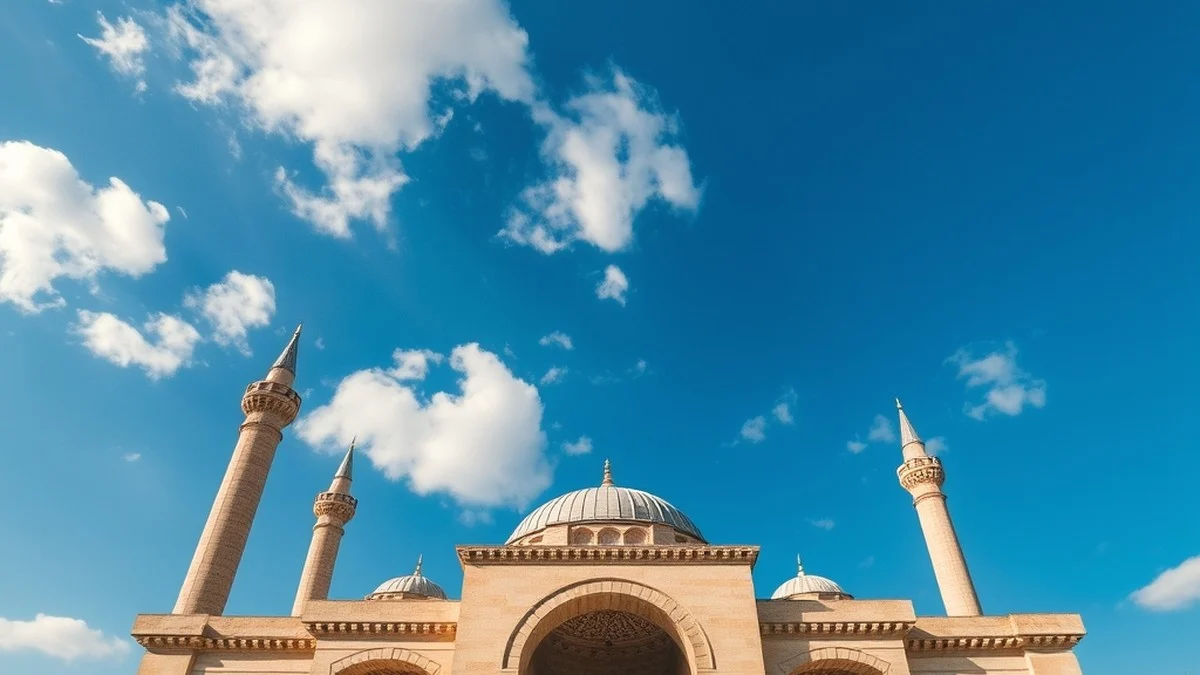 Ankara'da Az Bulutlu Gökyüzü: Termometreler 34.0°C Dereceyi Gösterecek